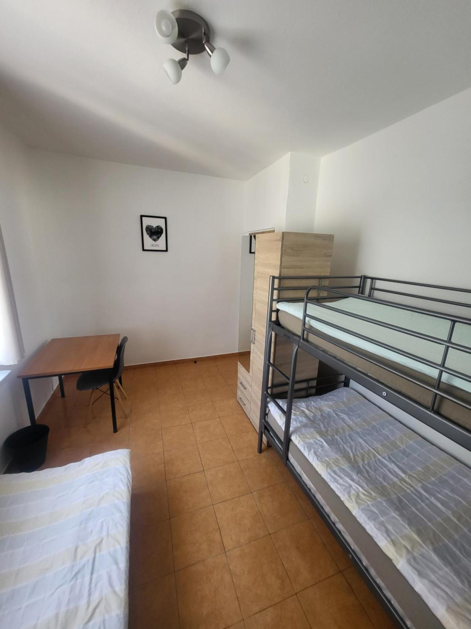 Rooms4Rest Popularna - Private Rooms For Tourists - Atr Consulting Sp, Z O,O, Варшава Екстериор снимка