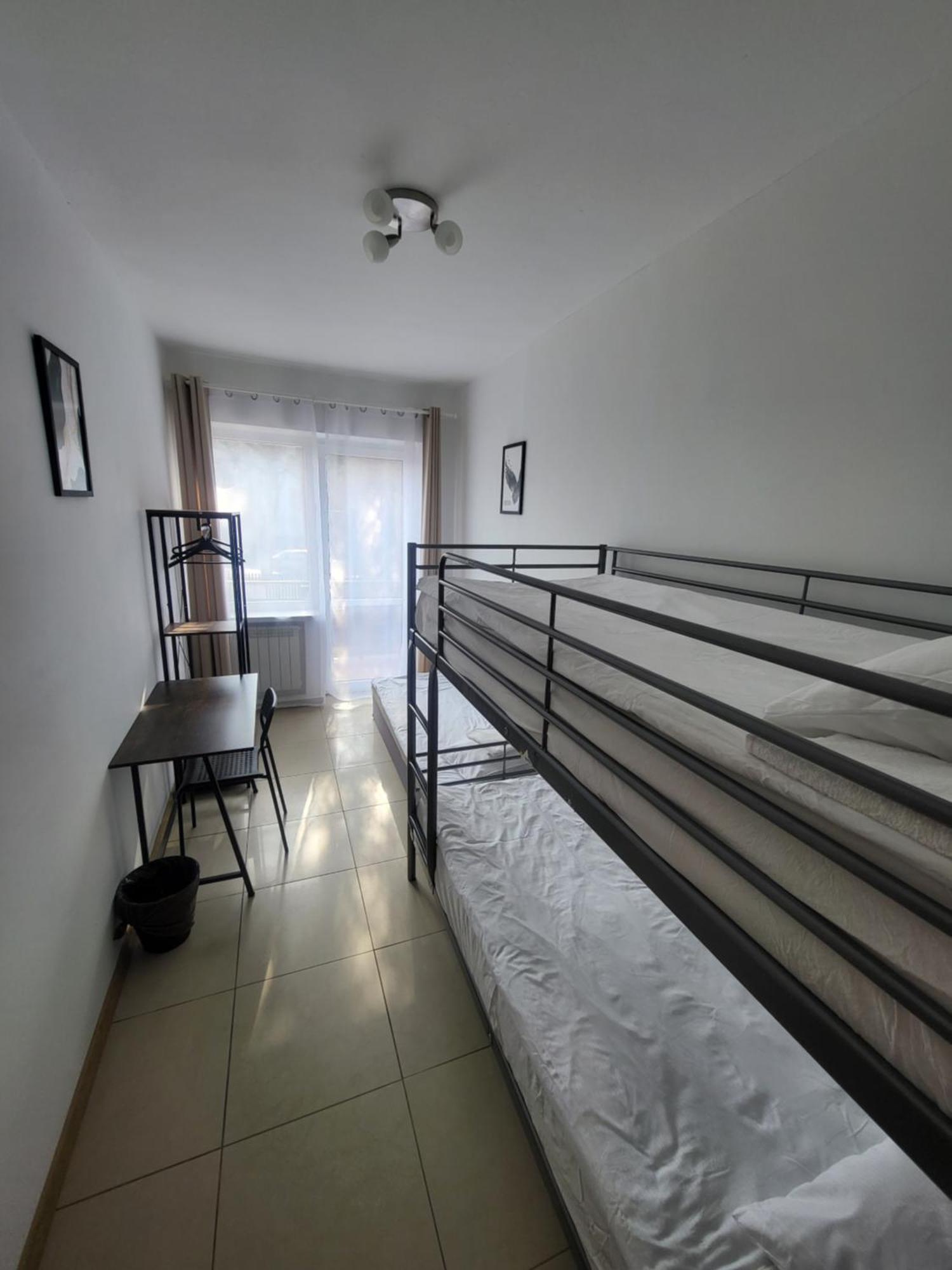 Rooms4Rest Popularna - Private Rooms For Tourists - Atr Consulting Sp, Z O,O, Варшава Екстериор снимка