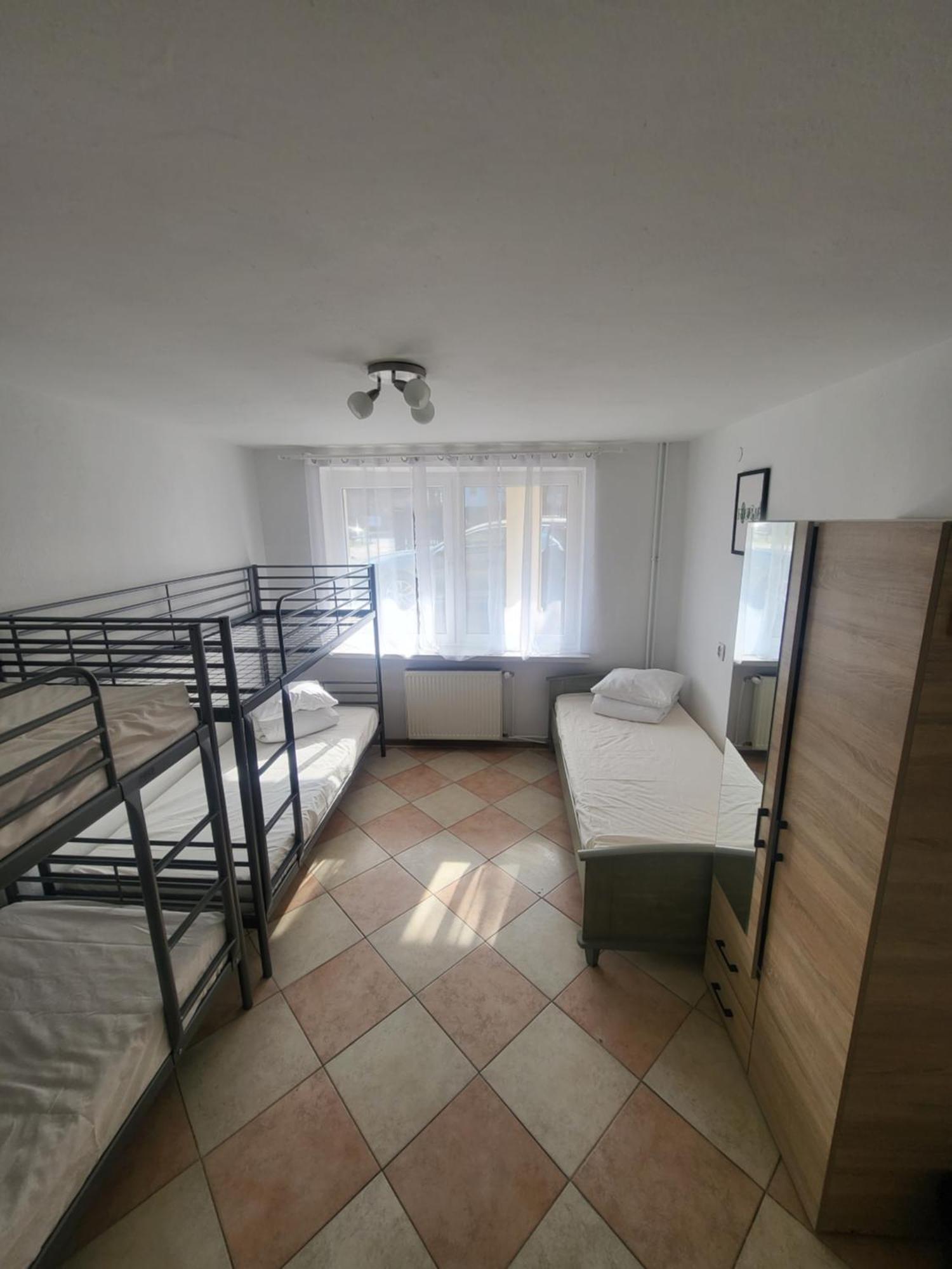 Rooms4Rest Popularna - Private Rooms For Tourists - Atr Consulting Sp, Z O,O, Варшава Екстериор снимка