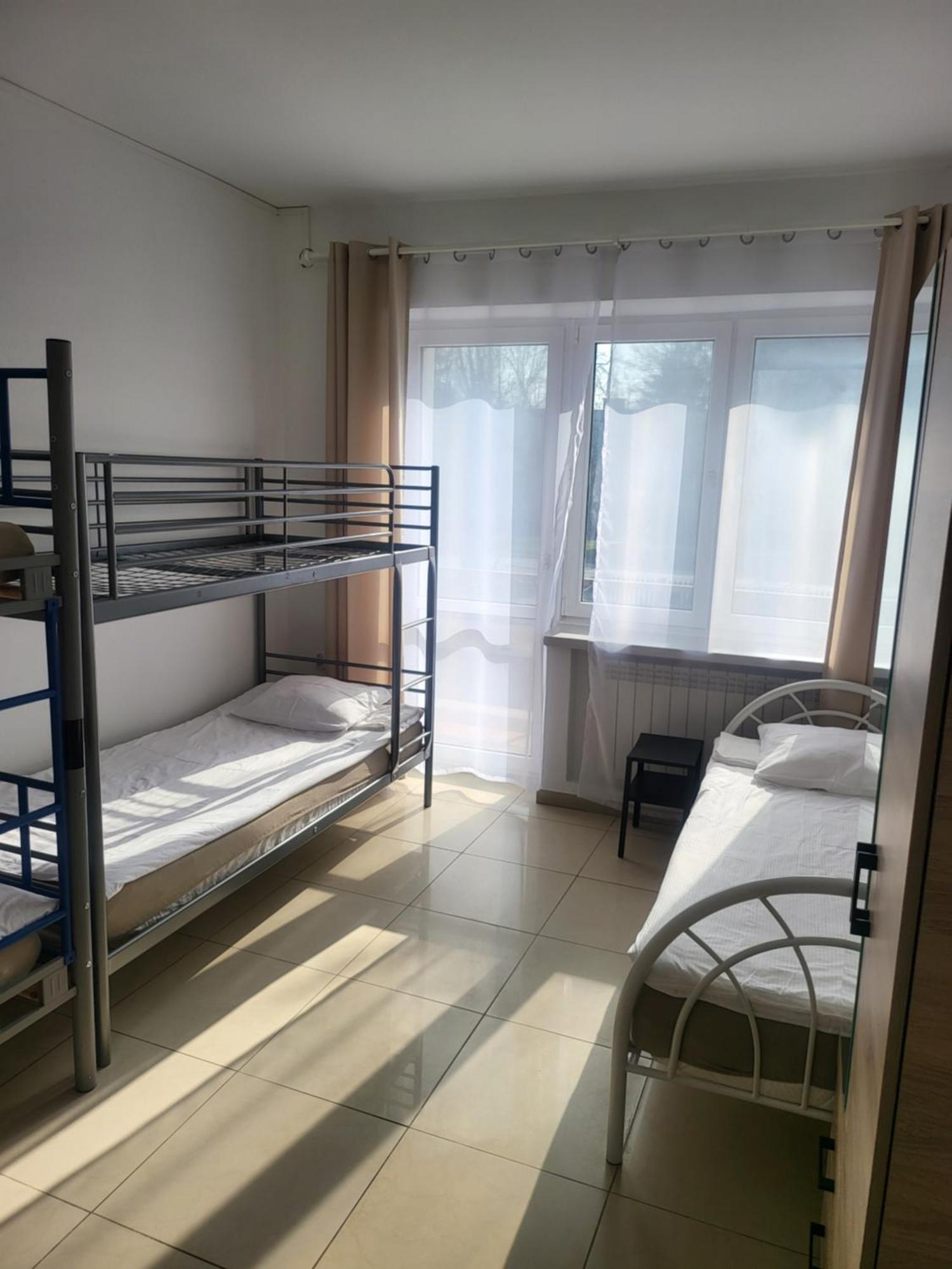 Rooms4Rest Popularna - Private Rooms For Tourists - Atr Consulting Sp, Z O,O, Варшава Екстериор снимка