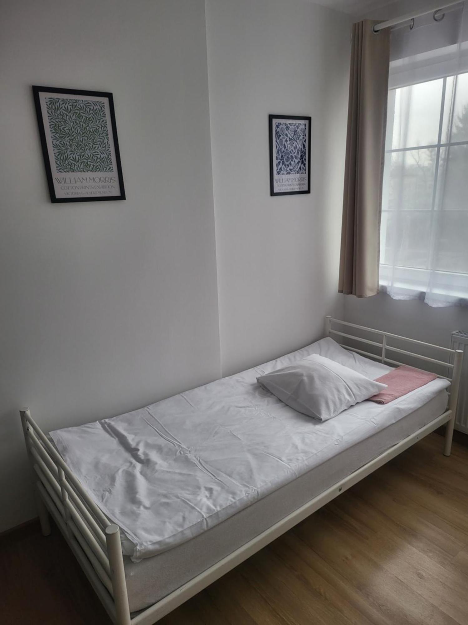 Rooms4Rest Popularna - Private Rooms For Tourists - Atr Consulting Sp, Z O,O, Варшава Екстериор снимка