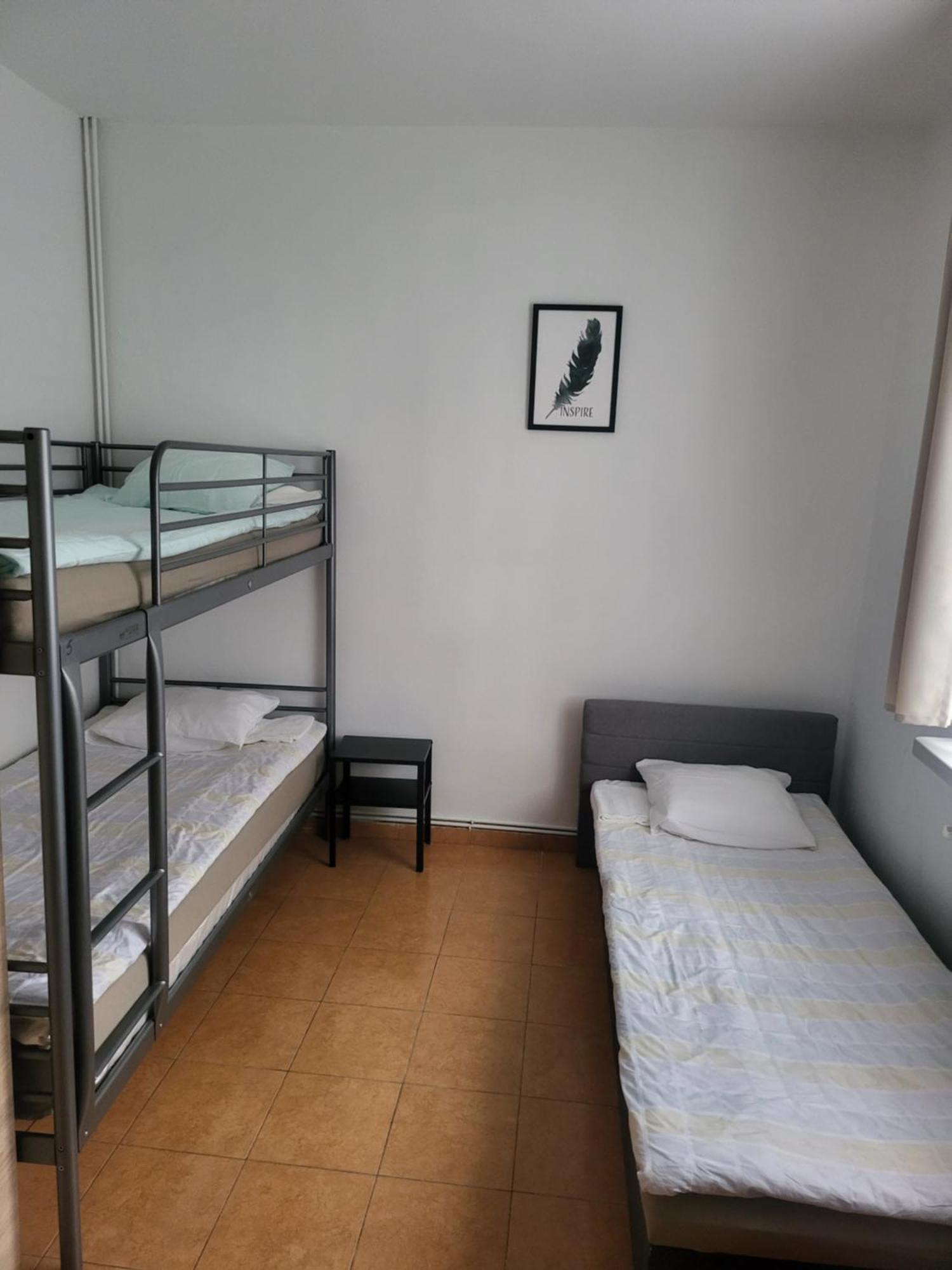 Rooms4Rest Popularna - Private Rooms For Tourists - Atr Consulting Sp, Z O,O, Варшава Екстериор снимка