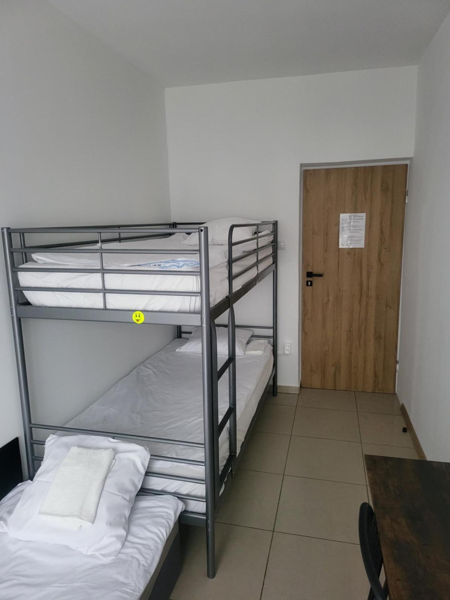 Rooms4Rest Popularna - Private Rooms For Tourists - Atr Consulting Sp, Z O,O, Варшава Екстериор снимка